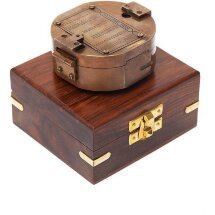 Компас  в деревянной подарочной коробке Secret De Maison ( mod. 11151 )